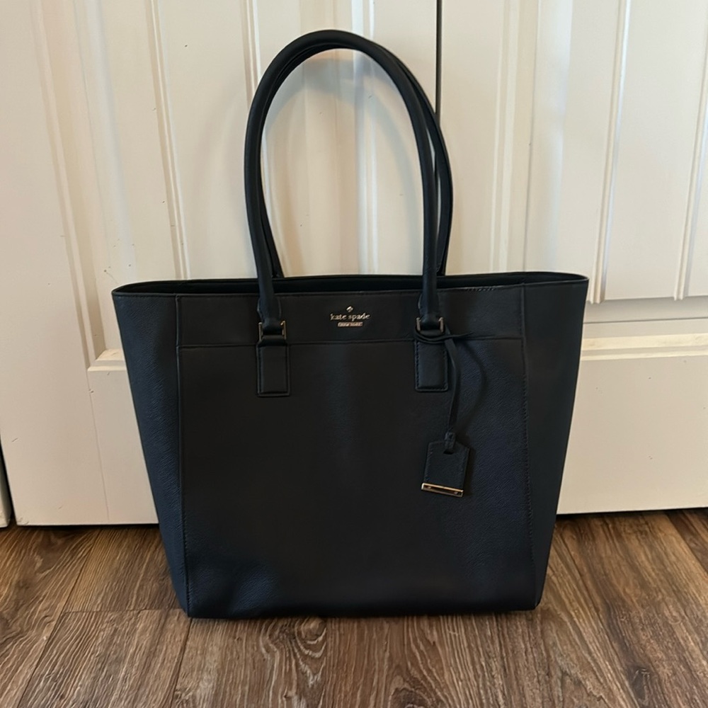 Black Kate Spade Pocketed Tote